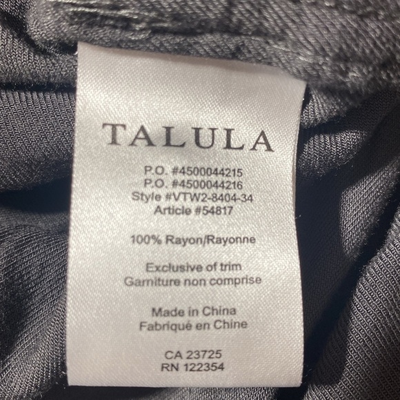 Aritzia Talula Long Sleeve Pant Elastic Waist Button Up Pockets Jumpsuit Romper - Picture 12 of 12